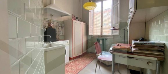 Квартира с 3 комнатами в Болонья, Италия № 22654 19