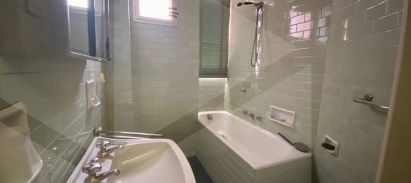 Квартира с 3 комнатами в Болонья, Италия № 22654 4