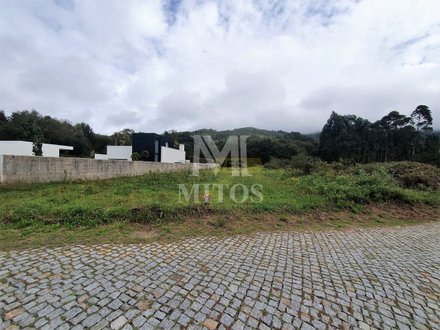 Terrain à Viana do Castelo, Portugal 1021m² No. 73921