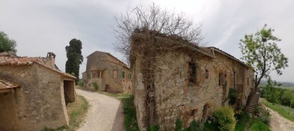 38 rooms House in Monteriggioni, Italy No. 115130 17