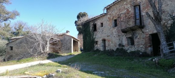38 rooms House in Monteriggioni, Italy No. 115130 31