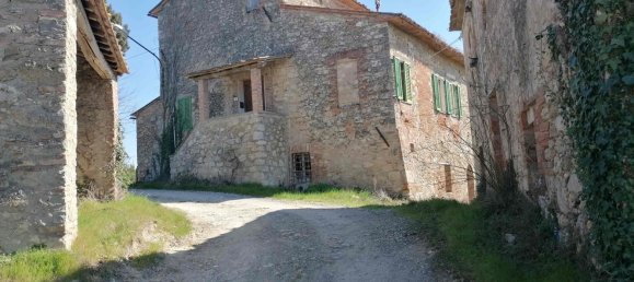 38 rooms House in Monteriggioni, Italy No. 115130 8