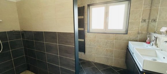 Дом с 5 спальнями в Камбре, Франция № 157070 8