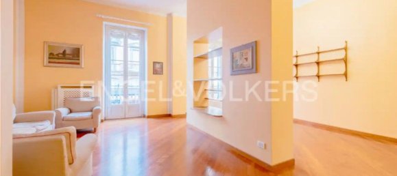 Apartamento de 5 habitaciónes en Milan, Italy No. 245484 2