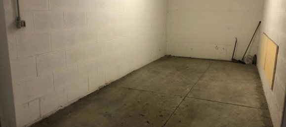 18m² Garage in Rome, Italy No. 36338 6