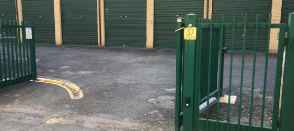 18m² Garage in Rome, Italy No. 36338 11