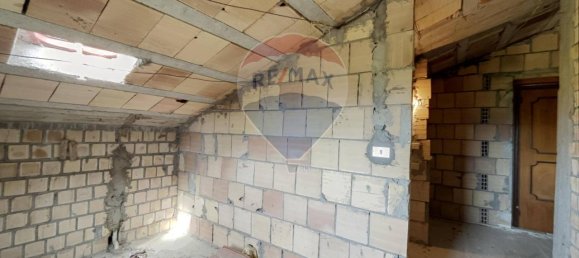 Дом с 8 комнатами в Ланчано, Италия № 177805 28