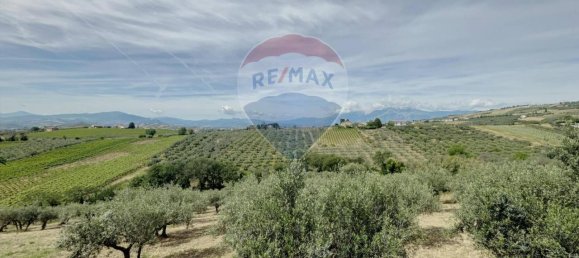 Дом с 8 комнатами в Ланчано, Италия № 177805 40