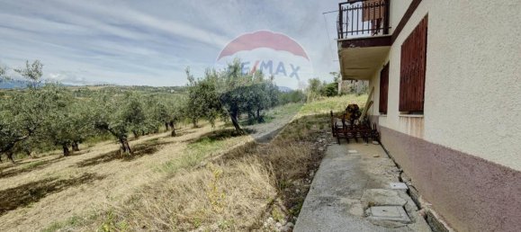 Дом с 8 комнатами в Ланчано, Италия № 177805 30