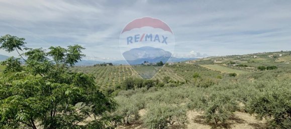 Дом с 8 комнатами в Ланчано, Италия № 177805 36