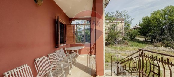 Дом с 8 комнатами в Ланчано, Италия № 177805 8