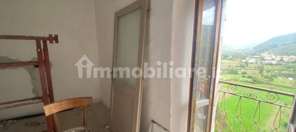 Apartamento de 2 dormitorios en Arrone, Italy No. 50299 5