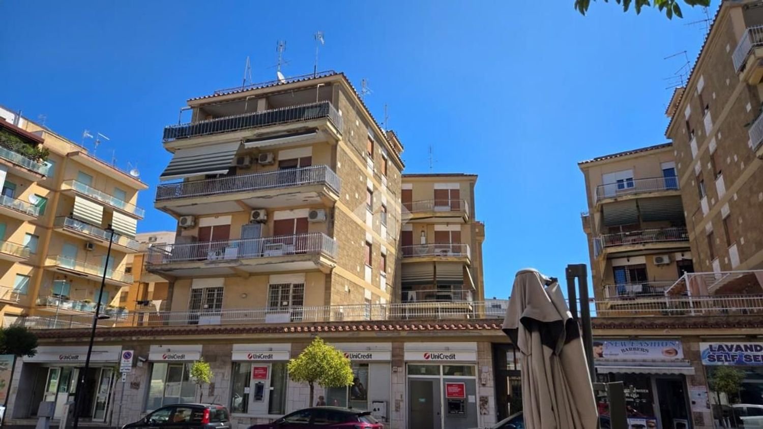 3 rooms Apartment in Pomezia, Italy No. 289740