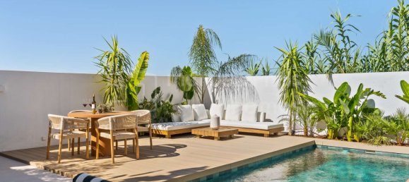 3 bedrooms Townhouse in Marbella, Spain No. 187125 19