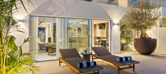 3 bedrooms Townhouse in Marbella, Spain No. 187125 16