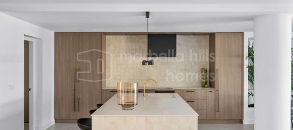 3 bedrooms Townhouse in Marbella, Spain No. 187125 10