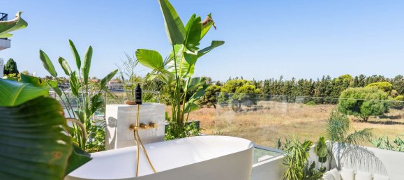 3 bedrooms Townhouse in Marbella, Spain No. 187125 29