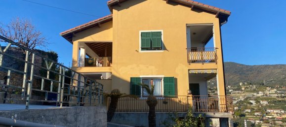 6 rooms Villa in Sanremo, Italy No. 101519 8