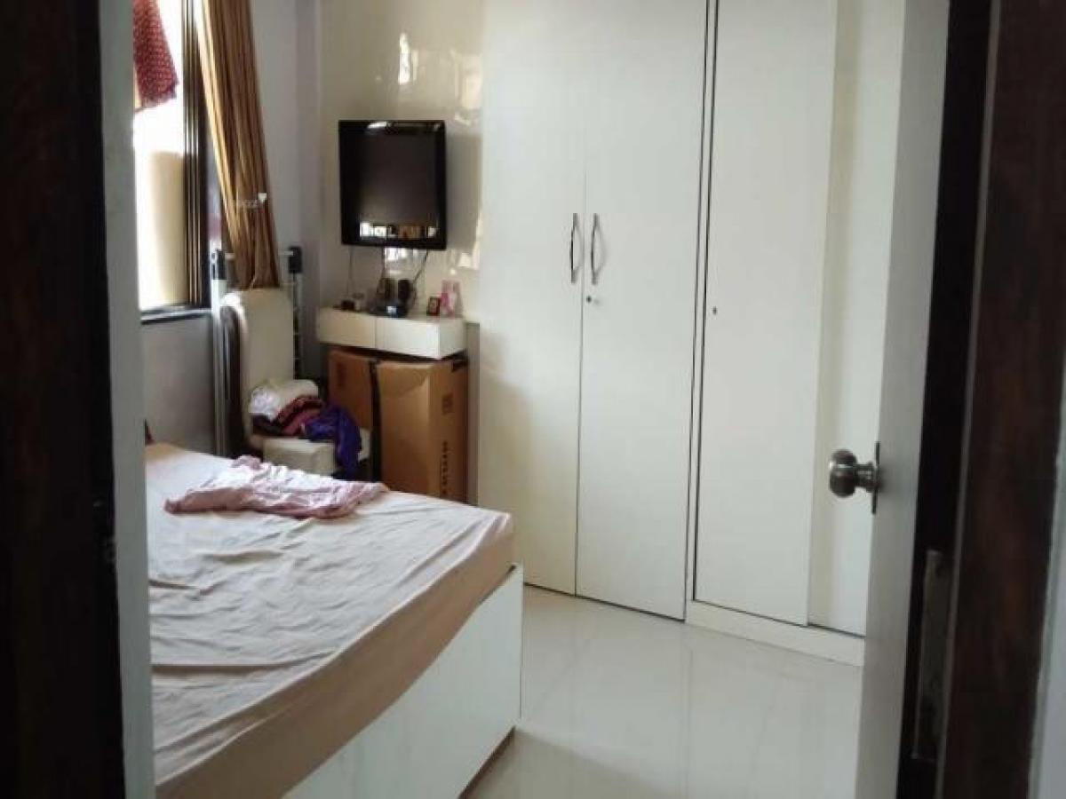 3 bedrooms House in Mumbai, India No. 19811