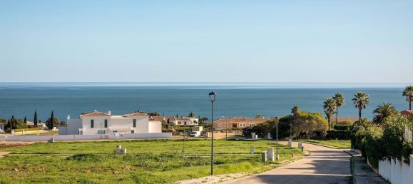 Terreno en Luz, Portugal 2400 m² No. 97931 9