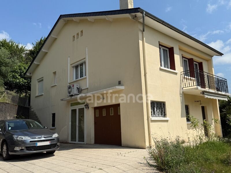 3 bedrooms Villa in Occitanie, France No. 295585