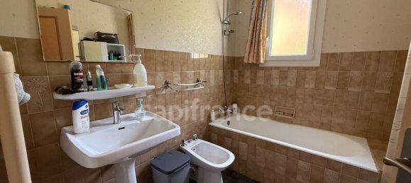 3 bedrooms Villa in Occitanie, France No. 295585 13