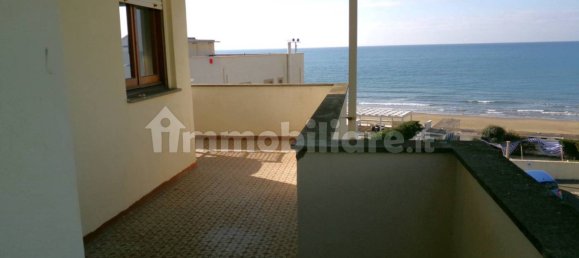 Apartamento de 2 dormitorios en Anzio, Italy No. 128775 4
