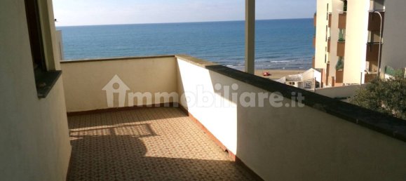 Apartamento de 2 dormitorios en Anzio, Italy No. 128775 3