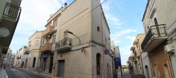 2 rooms Apartment in Villa Castelli, Italy No. 120384 2