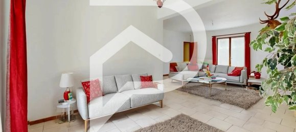 5 bedrooms Castles in La Ferte-Saint-Aubin, France No. 243009 9