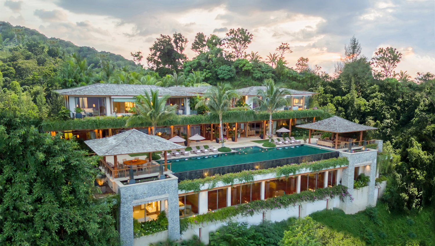 5 bedrooms Villa in Kamala, Thailand No. 5888