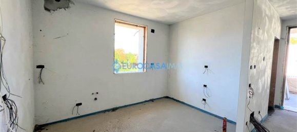 Пентхаус с 2 спальнями в Карпи, Италия № 61135 4