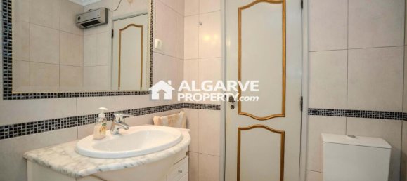 4 Schlafzimmer Villa in Quarteira, Portugal, Nr. 338003 36