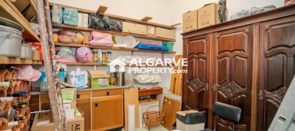 4 Schlafzimmer Villa in Quarteira, Portugal, Nr. 338003 45