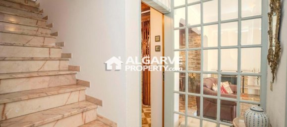 4 Schlafzimmer Villa in Quarteira, Portugal, Nr. 338003 26