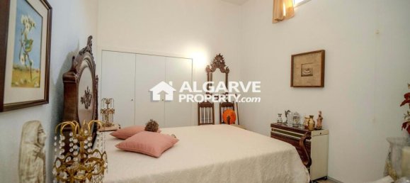 4 Schlafzimmer Villa in Quarteira, Portugal, Nr. 338003 32