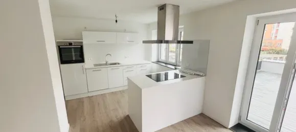 Здание с 21 комнатой в Konstanz, Германия № 61705 12