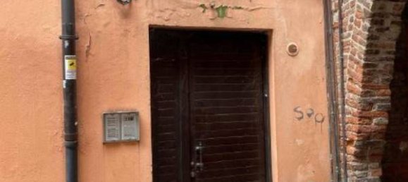2 bedrooms Apartment in Ferrara, Italy No. 25133 10