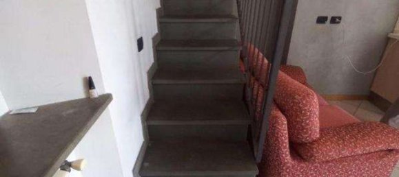 Квартира с 4 комнатами в Чернуско суль Навильо, Италия № 223083 10