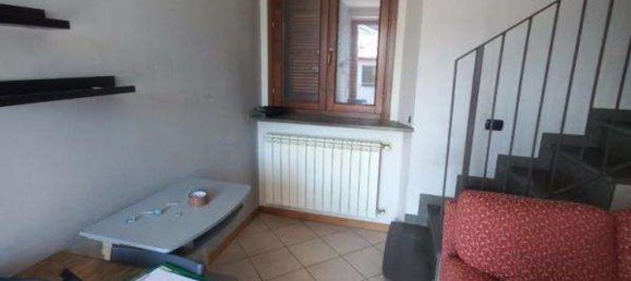 Квартира с 4 комнатами в Чернуско суль Навильо, Италия № 223083 5