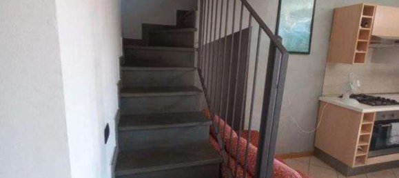 Квартира с 4 комнатами в Чернуско суль Навильо, Италия № 223083 12