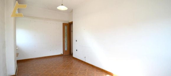 3-salle Appartement à Quartu Sant'Elena, Italy No. 285140 31