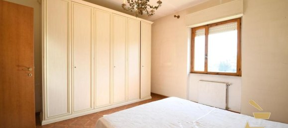 3-salle Appartement à Quartu Sant'Elena, Italy No. 285140 25