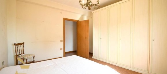 3-salle Appartement à Quartu Sant'Elena, Italy No. 285140 27