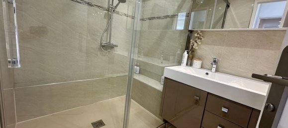 2 Schlafzimmer Wohnung in La Courneuve, France, Nr. 360756 5