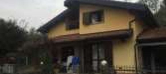 5 rooms House in Varallo Pombia, Italy No. 203852 2