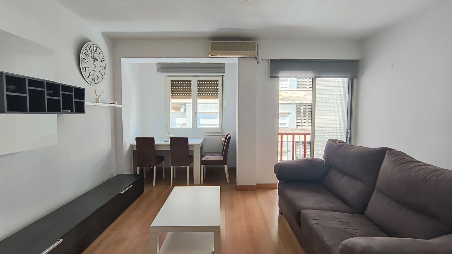 2 bedrooms Apartment in Zaragoza, Spain No. 144575