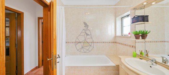 Casa de 4 dormitorios en Alvor, Portugal No. 128049 11