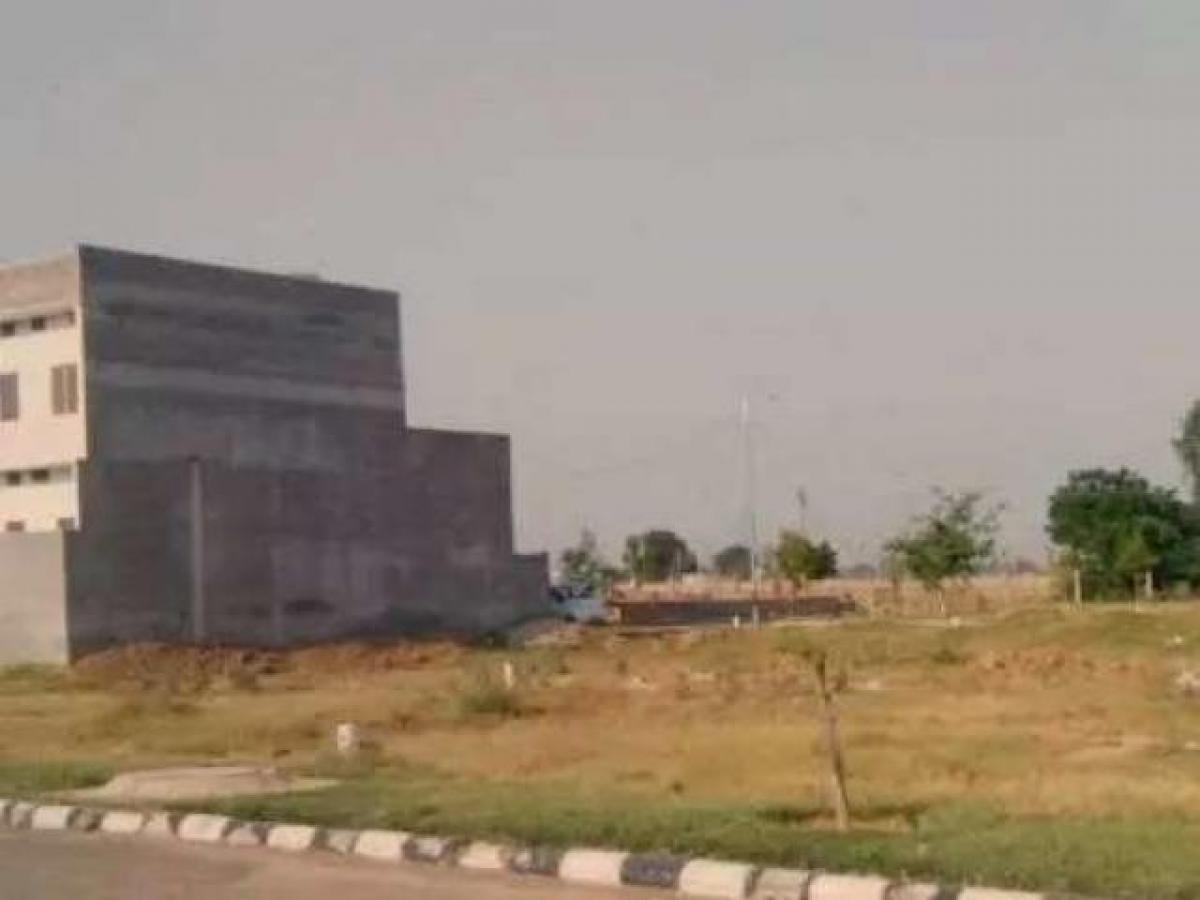 Terreno en Mohali, India No. 38115