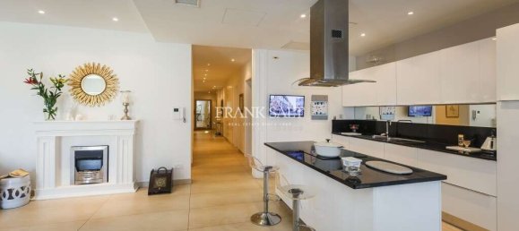 3 chambres Appartement à Sliema, Malta No. 4204 8